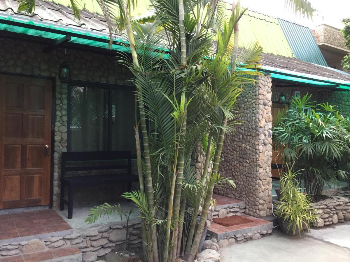 Aquarius Inn Nyaung Shwe Exterior photo